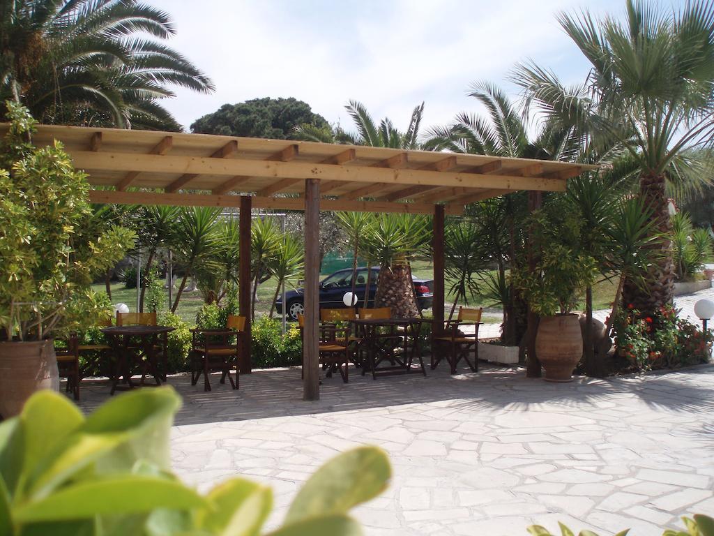 Kopsis Beach Hotel 페프코초리 외부 사진